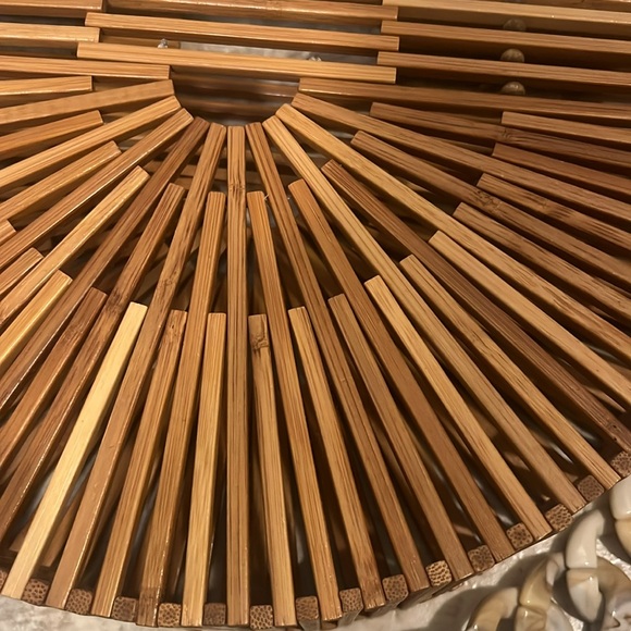 Cult Gaia ark bamboo bag with acrylic strap - Picture 5 of 6